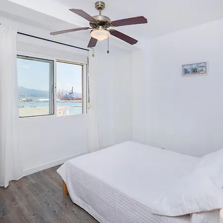 Impresionante Vista Al Mar - Elegante Apartamento